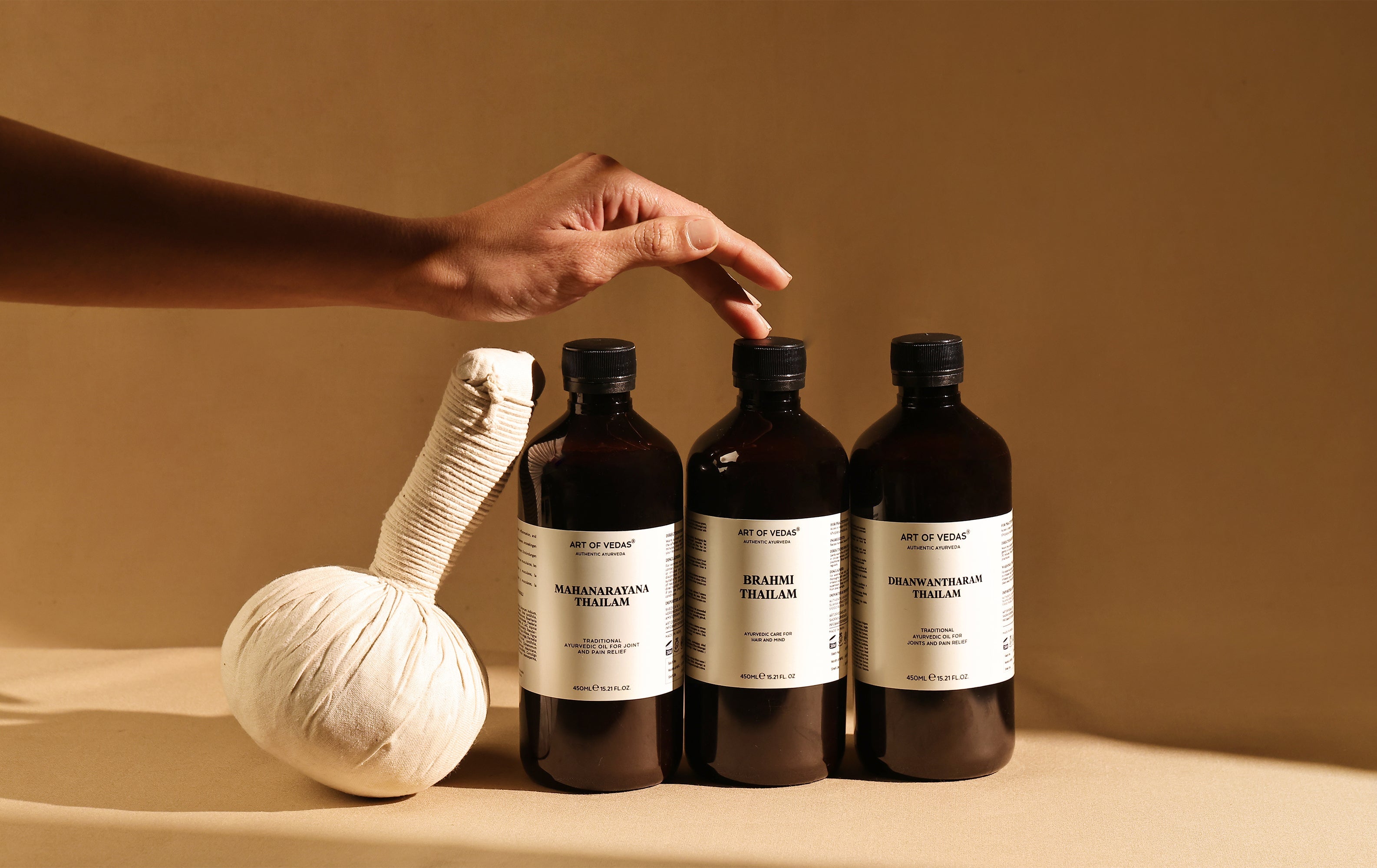 Art of Vedas Guide to Ayurveda Thailams - Collection of Authentic Ayurvedic Herbal Oils with Kizhi Massage Ball